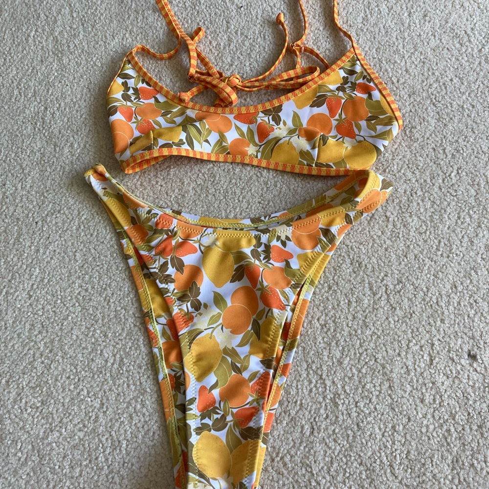 Kulani Kinis Bikini
